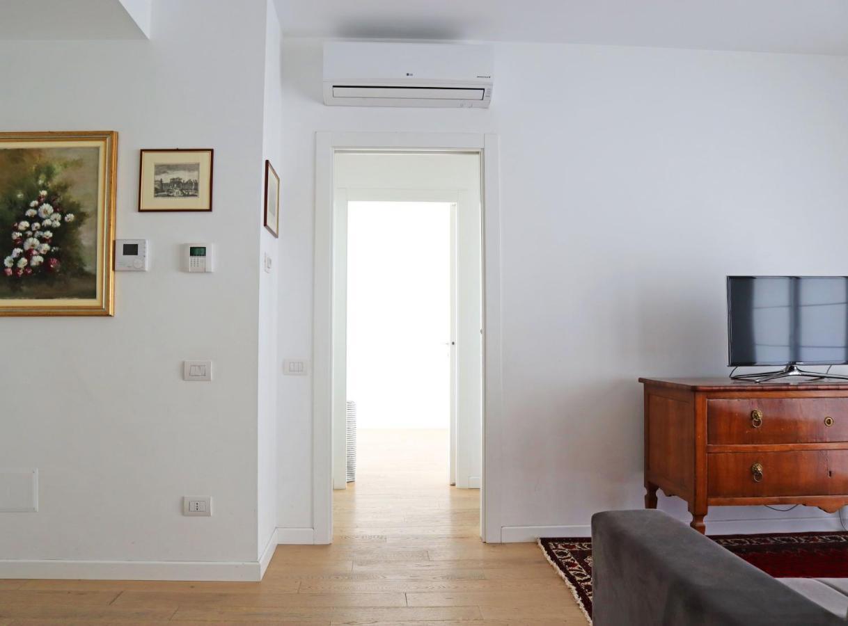 Porta Romana Elegant Apartment