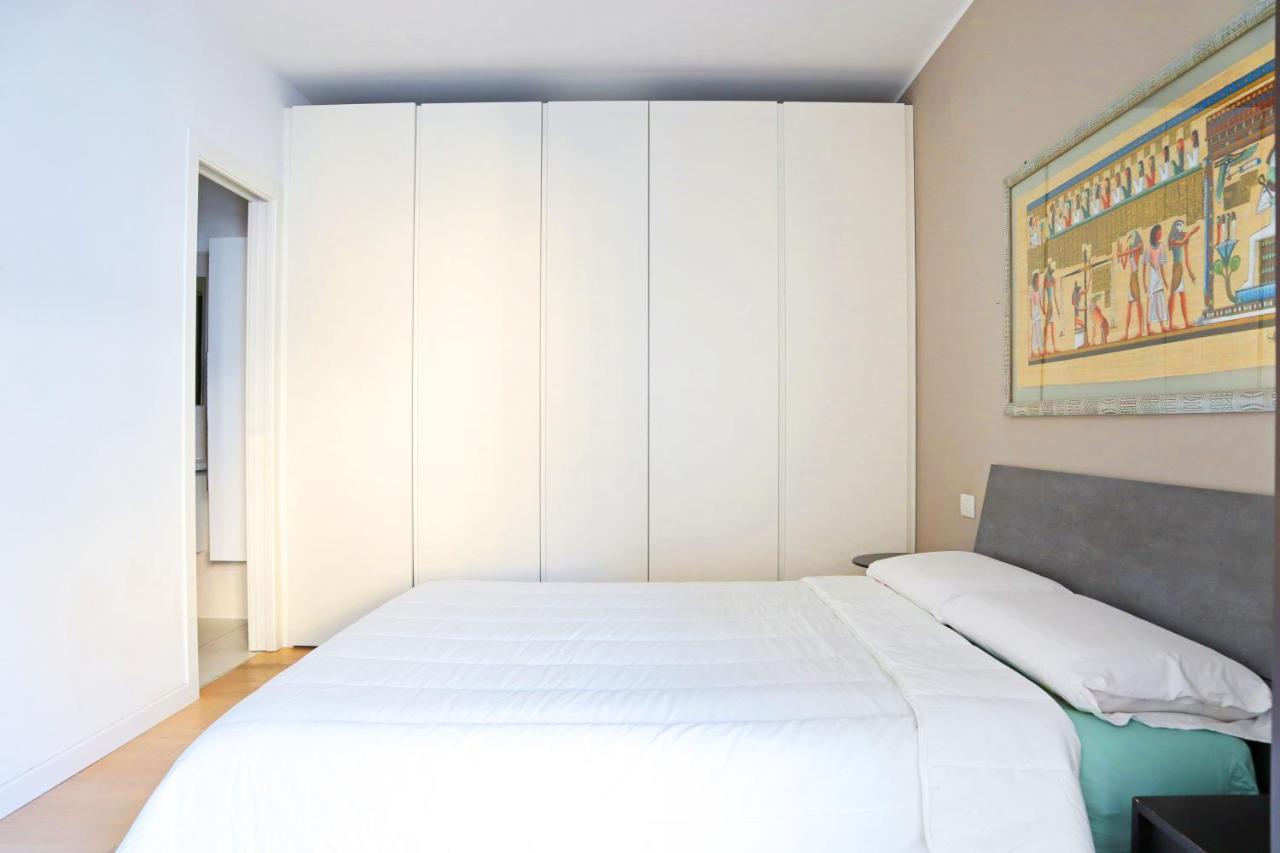 Porta Romana Elegant Apartment *